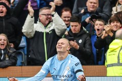 从巴萨弃儿到利物浦明星：穆里尼奥眼中的多面手挑战